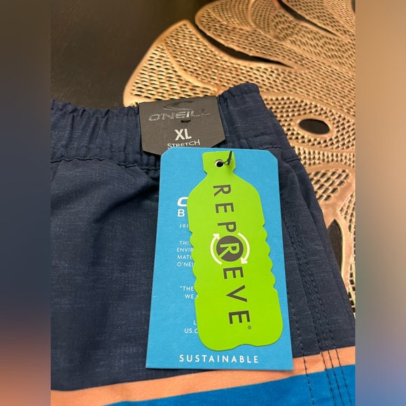 O'NEILL Men's 17 Inch Stripe Volley Boardshorts Swim Trunks for Men with Pockets - Picture 8 of 9